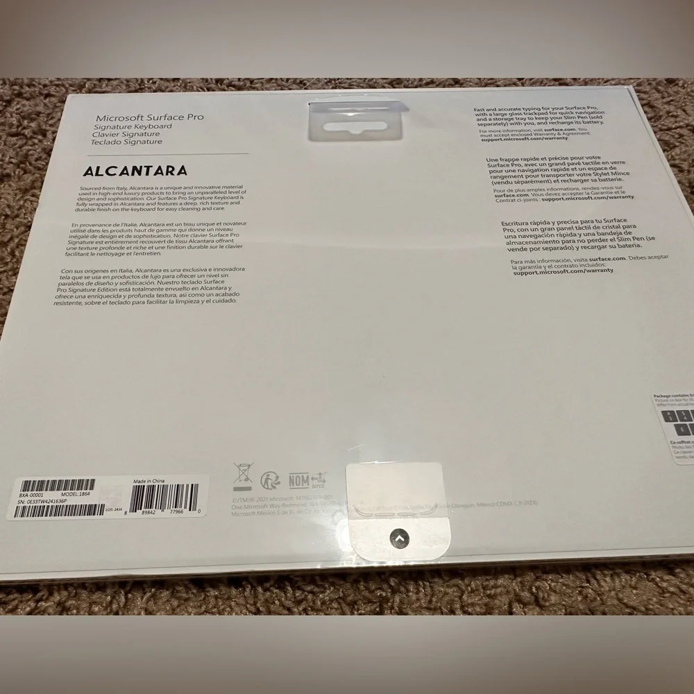 Microsoft Surface Pro Keyboard with Pen Storage - Black (NEW)